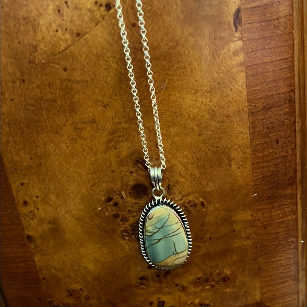 LabradorIte Natural Tan Gray-Blue .925 sterling silver Pendant Necklace